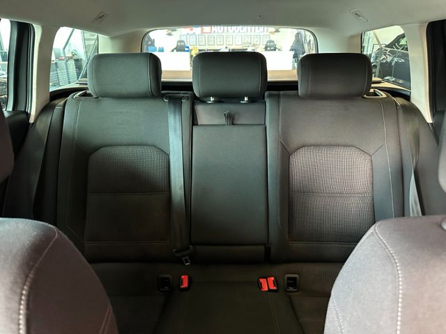MYAUTOCENTER – Gebraucht- und Jahreswagen mit Werkstattservice in Pfaffenhofen Volkswagen Passat Variant Comfortline *4Motion*Kamera*AHK*