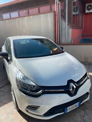 Renault Clio TCe 12V 75 CV 5 porte Moschino Inte