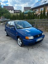 Volkswagen Vw Polo  1.4 - Volkswagen Polo aus 1995 mit Benzin-Antrieb: Kleinwagen