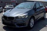 BMW 218i Active Tourer AUT+PANO+NAVI+PDC+SHZ+LM+GRA+ - BMW 2er Reihe in Düsseldorf