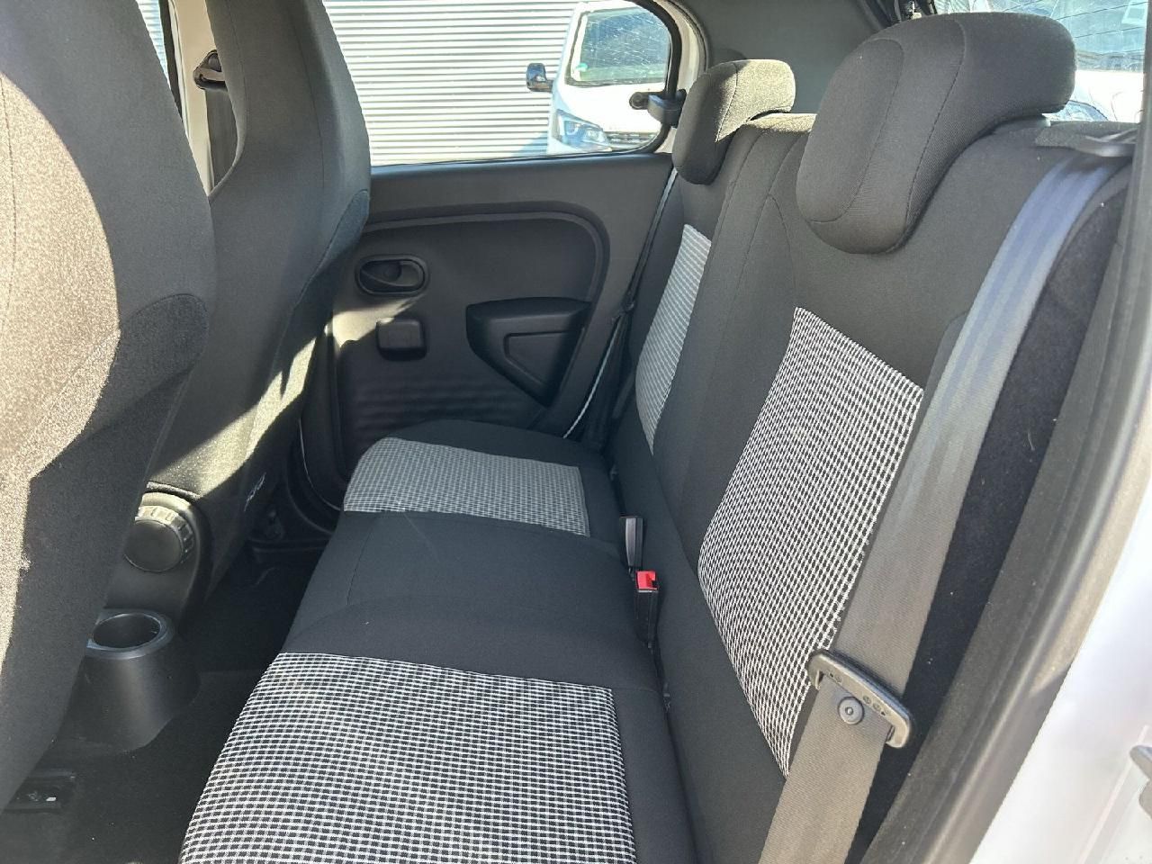 Fahrzeugabbildung Renault Twingo Expression