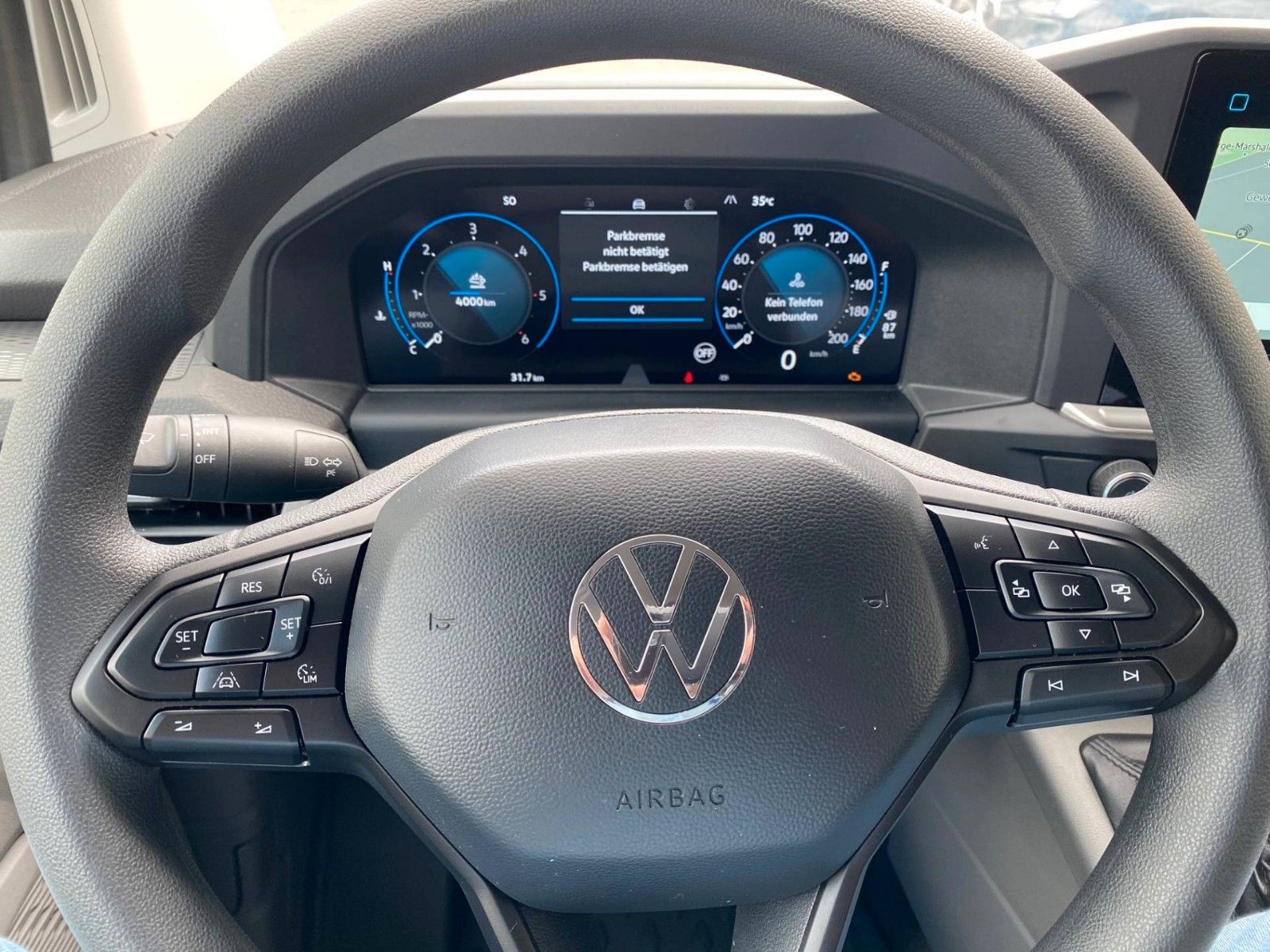 Fahrzeugabbildung Volkswagen T7 Transporter 2.0 TDI Lang+KASTEN+NAVI+KAMERA++