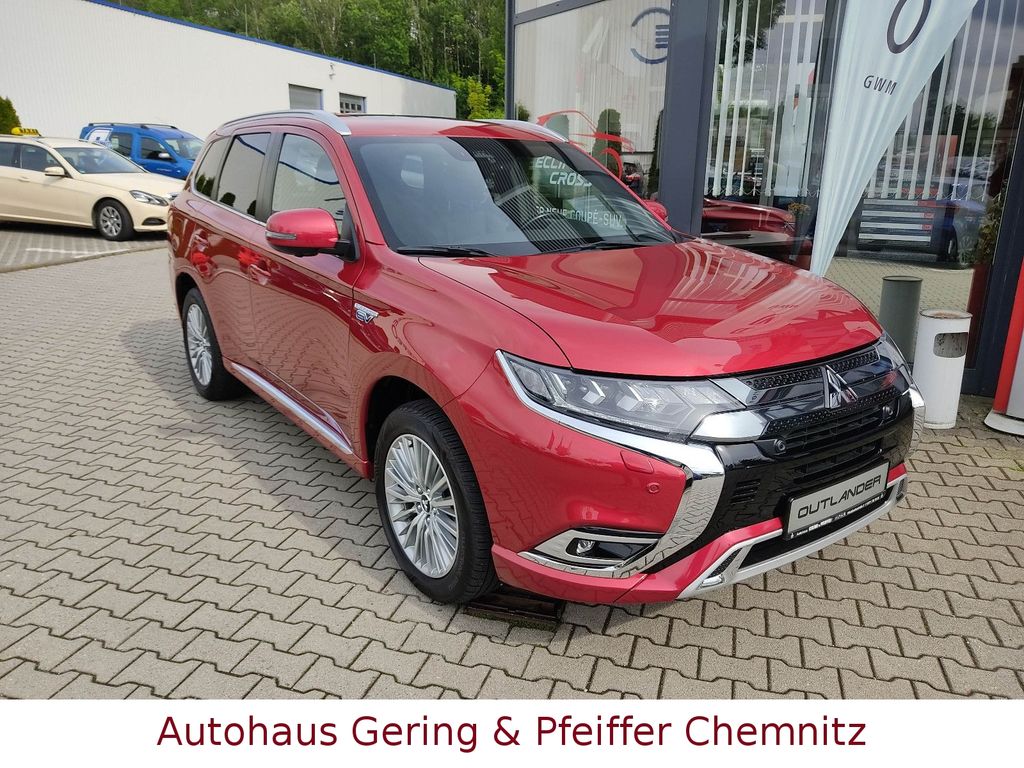 Mitsubishi Outlander PHEV PlugIn Hybrid TOP Pano-Dach