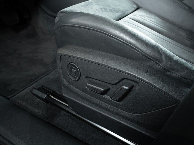 e-tron 50 quattro advanced HEAD-UP+360°+AHK+MATR