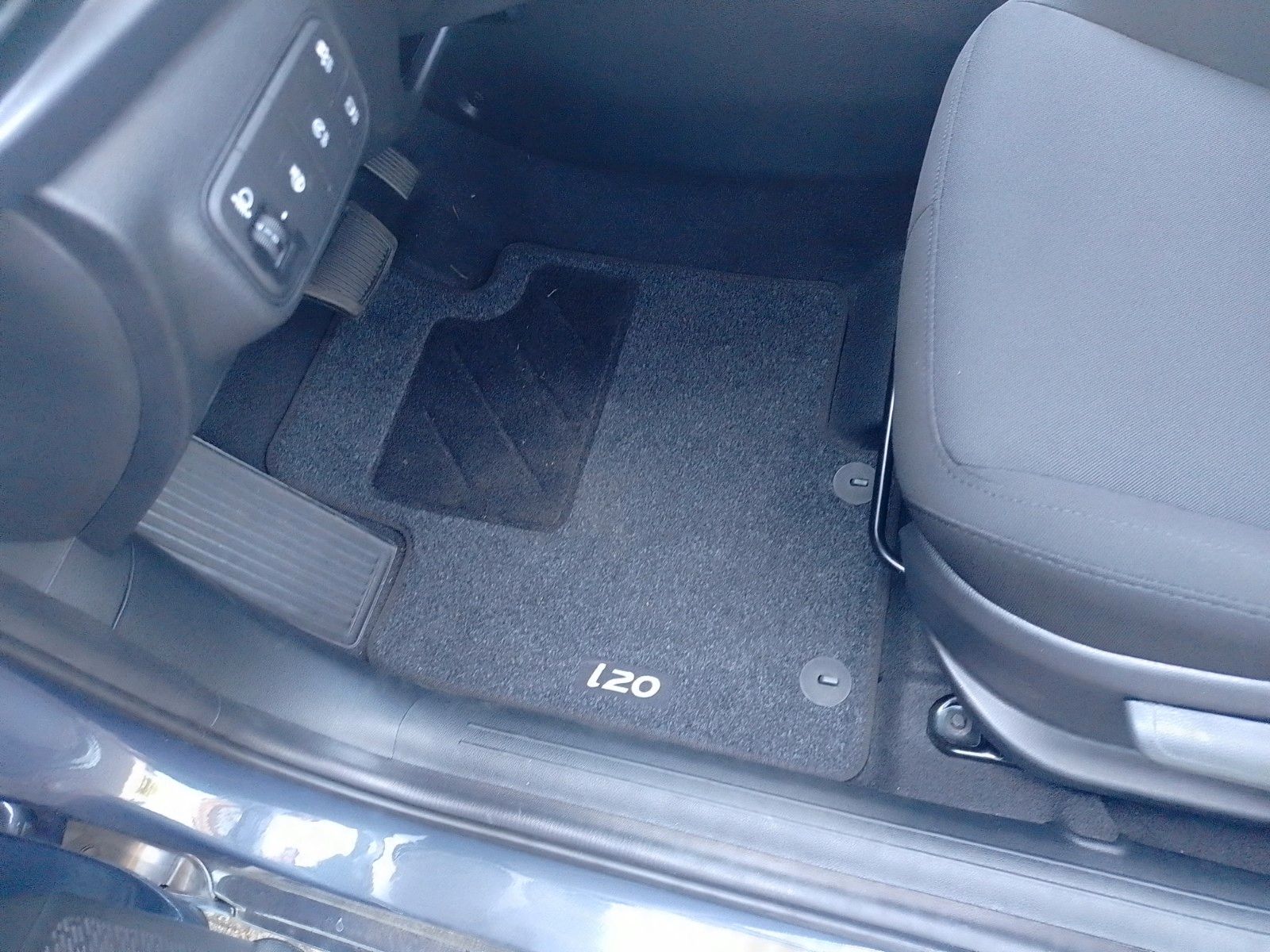 Hyundai i20 – Bild 7