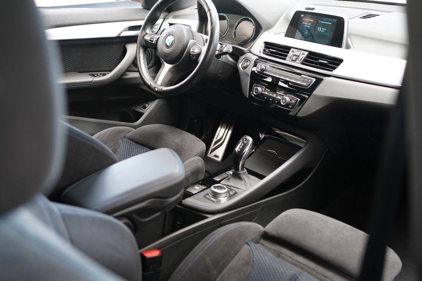Fahrzeugabbildung BMW X1 20iA M Sport +KlimA+LED+LM+Navi+PDC+++