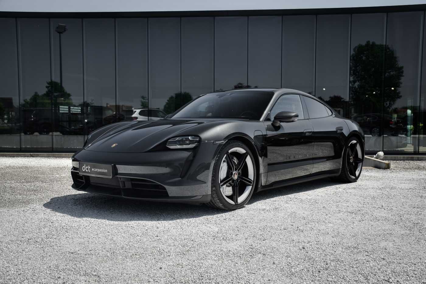 PORSCHE TAYCAN Turbo  RearAxle 2nd Display 21' Alu Matri