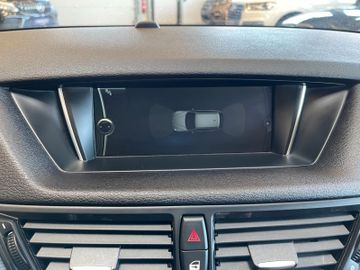 BMW X1 18 d xDrive *PANO*NAVI*PDC*AHK*TEMPOMAT*SHZ*