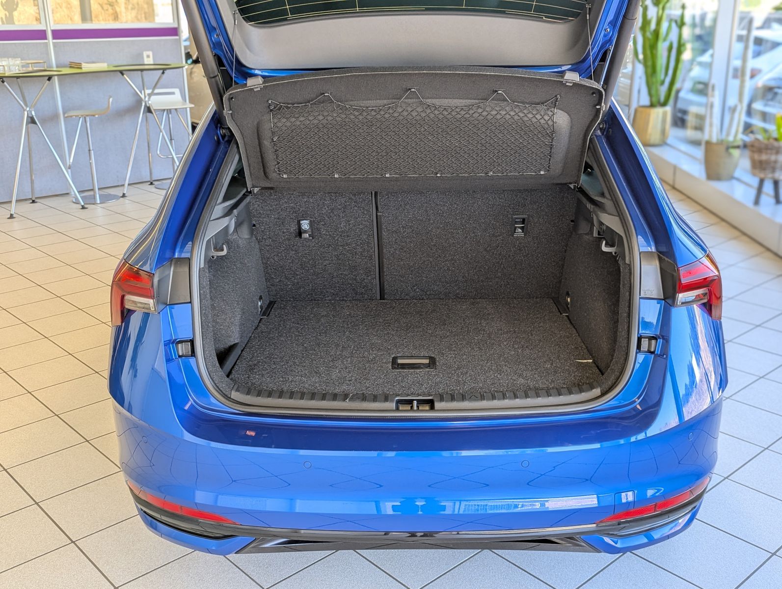 Fahrzeugabbildung SKODA Scala 1.5 TSI DSG Monte Carlo Kamera ACC LED 18"