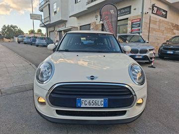 MINI One D - 12