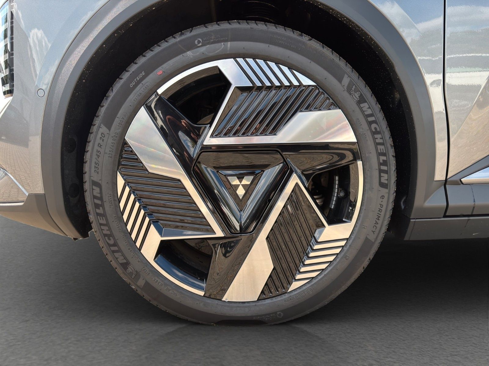 Fahrzeugabbildung Mitsubishi Eclipse Cross Diamant TOP 87 kWh+22kW TAGESZULAS