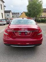 Mercedes-Benz CLS 500 4MATIC AMG Line V8 Biturbo 77.600km - gebrauchte Mercedes-Benz CLS 500 aus dem Jahr 2012