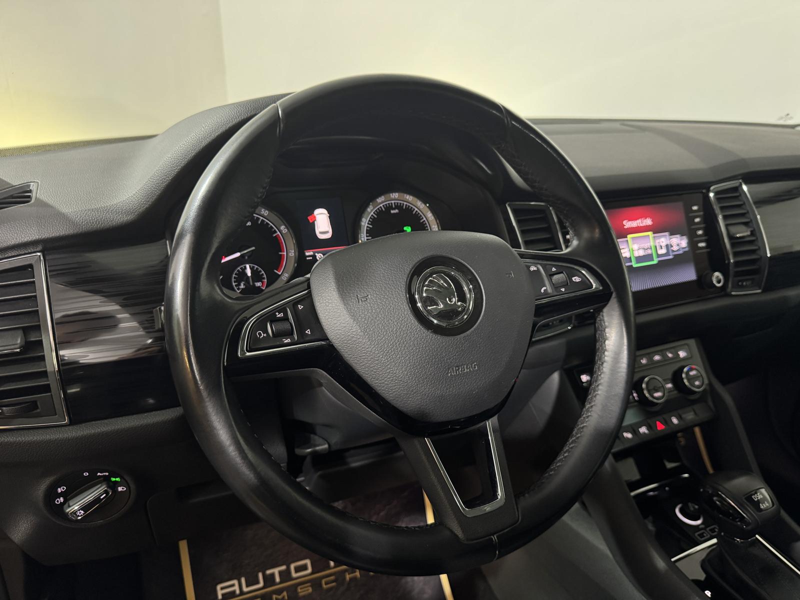 Skoda Kodiaq 2.0TSI Style 4x4 Pano*360°*AHK*Cam*Memory