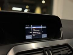 MERCEDES-BENZ C 220 T CDI / DESIGNO / HARMAN KARDON/ AUTOM./ MERCEDES-BENZ C 220 T CDI / DESIGNO / HARMAN KARDON/ AUTOM./