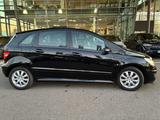 Mercedes-Benz B 200 - Unter 65.000km  Guter Zustand  - Mercedes-Benz: 65