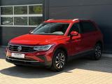 Volkswagen Tiguan Active*DSG*Pano*LED*Navi*CarPlay*1. Hand* - gebrauchte VW Tiguan aus dem Jahr 2023