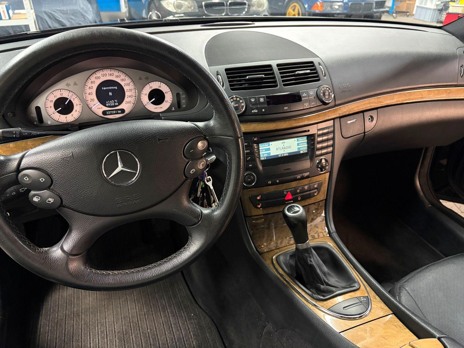 Mercedes-Benz E220 2007 — photo 6