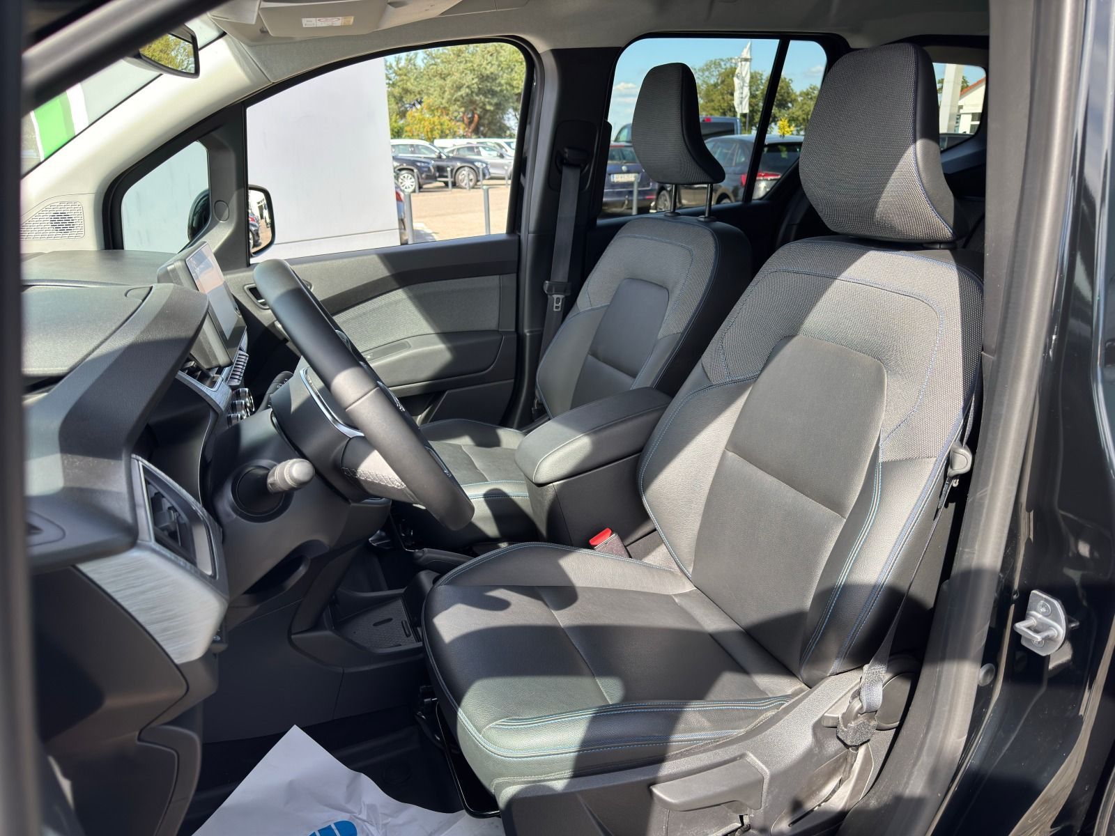 Fahrzeugabbildung Nissan Townstar 130PS 6-Gang L1 Tekna*