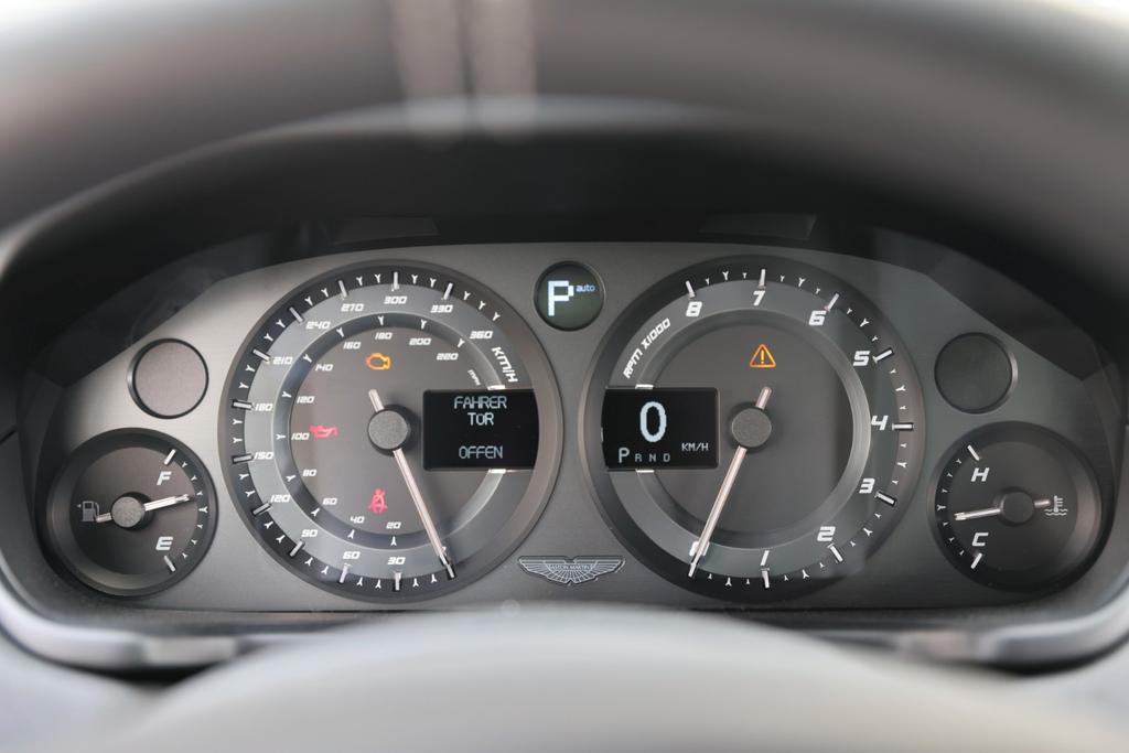 Aston Martin Vanquish