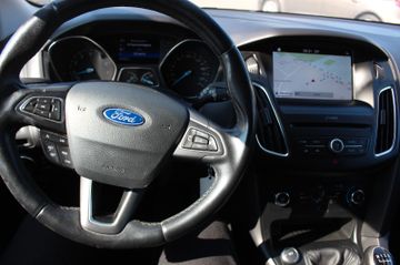 Ford Focus - 9