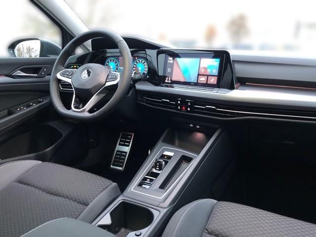 Volkswagen Golf VIII Lim. 1.5eTSI DSG Active PANO+MATRIX+HE, миниатюра 22