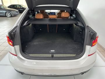 Fahrzeugabbildung BMW 630d xD GT Luxury Line ACC Kamera HUD Panorama