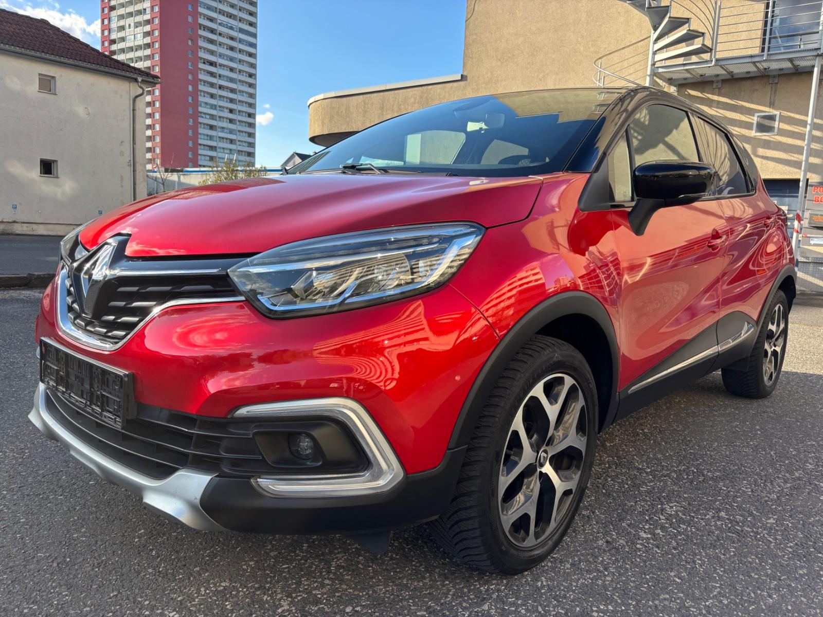 Renault Captur Intens neues Modell LED & NAVI