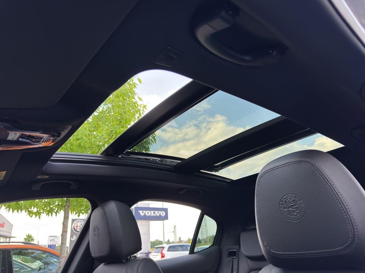 Alfa Romeo Stelvio - Bild 26