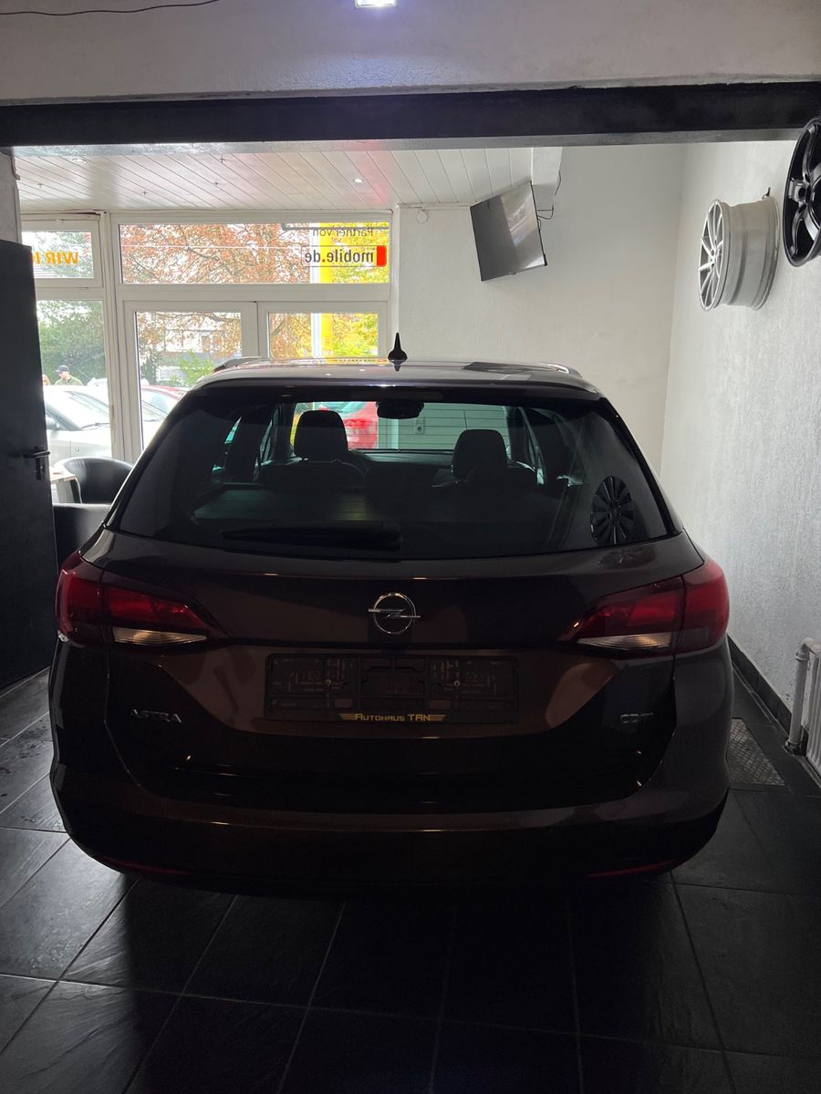 Fahrzeugabbildung Opel Astra K Sports Tourer Business *SONDERLACK*LED*