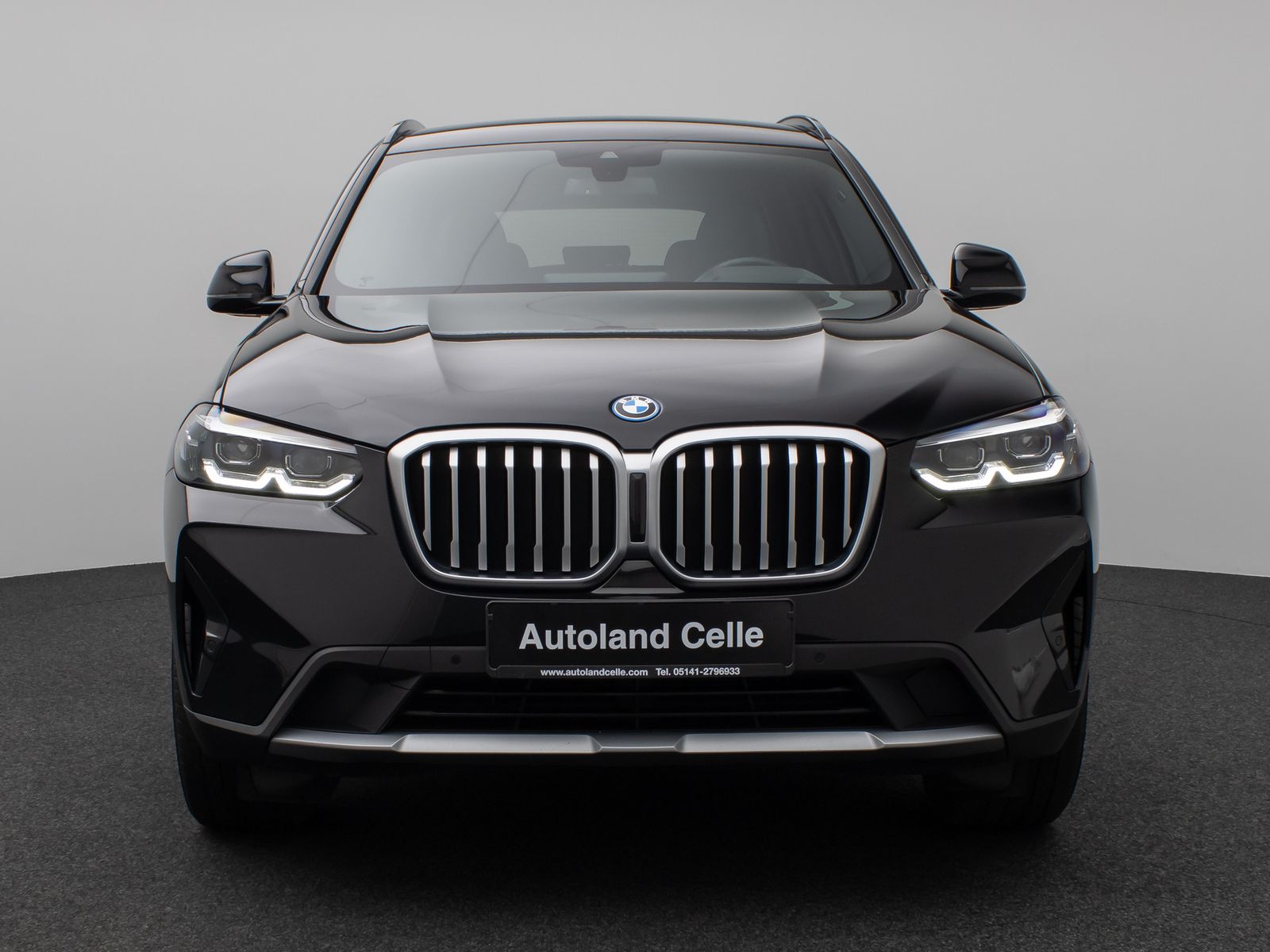 Fahrzeugabbildung BMW X3 xD30e Kamera HUD DAB HiFi Komfort Sport AHK