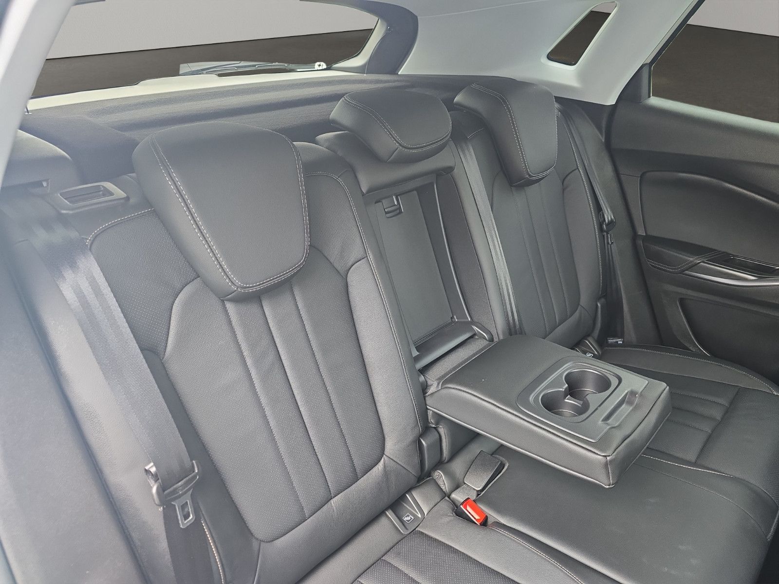 Fahrzeugabbildung Opel Grandland (X)Ultimate LEDER NAVI DAB  AHK 360