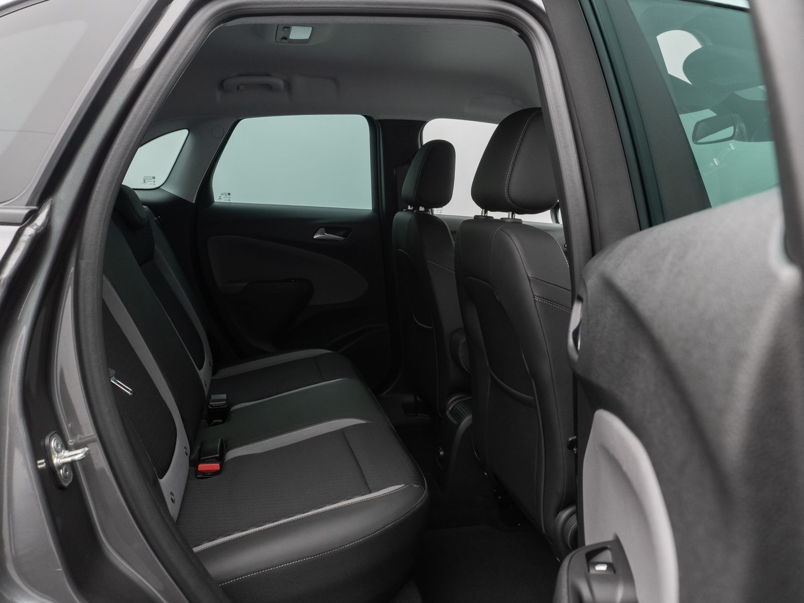 Fahrzeugabbildung Opel Crossland Innovation Kamera Navi L-hzg LED AHK