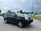 Nissan X-Trail 2.0DCI 4x4 Allrad Pano TÜV - gebrauchte Nissan X-Trail aus dem Jahr 2012