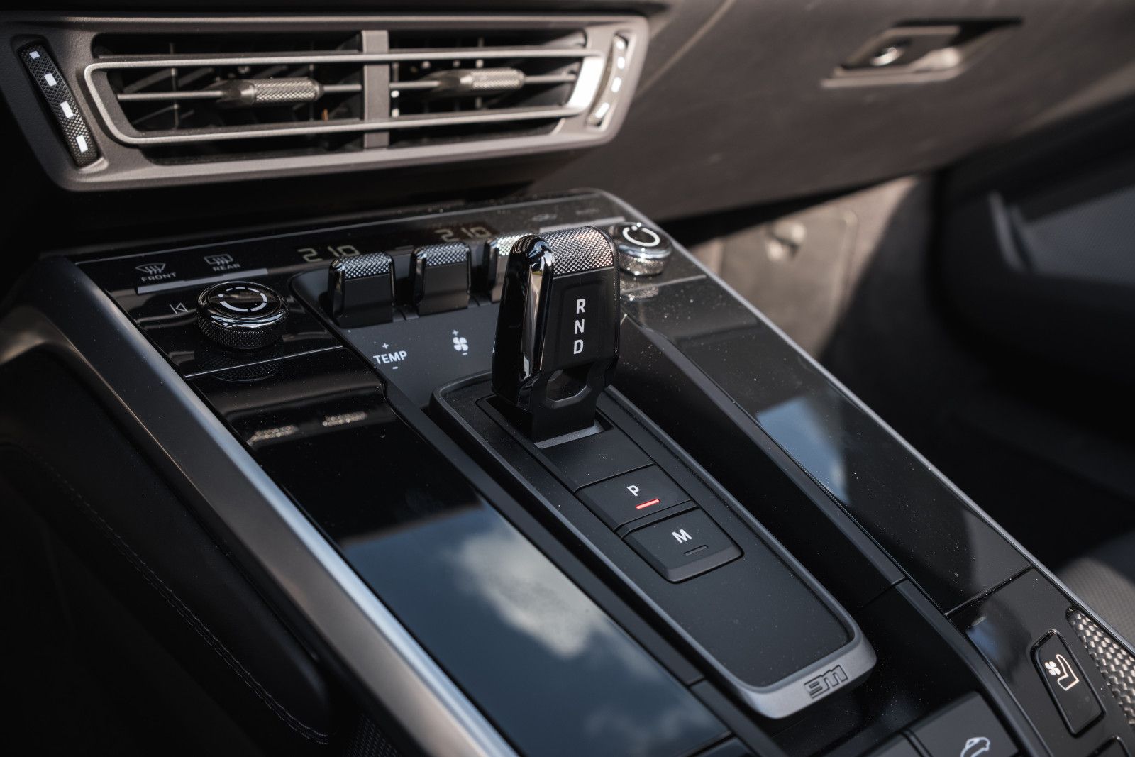 Fahrzeugabbildung Porsche 992/911 Turbo Cabrio-Lift-PDCC-LED-Burmester
