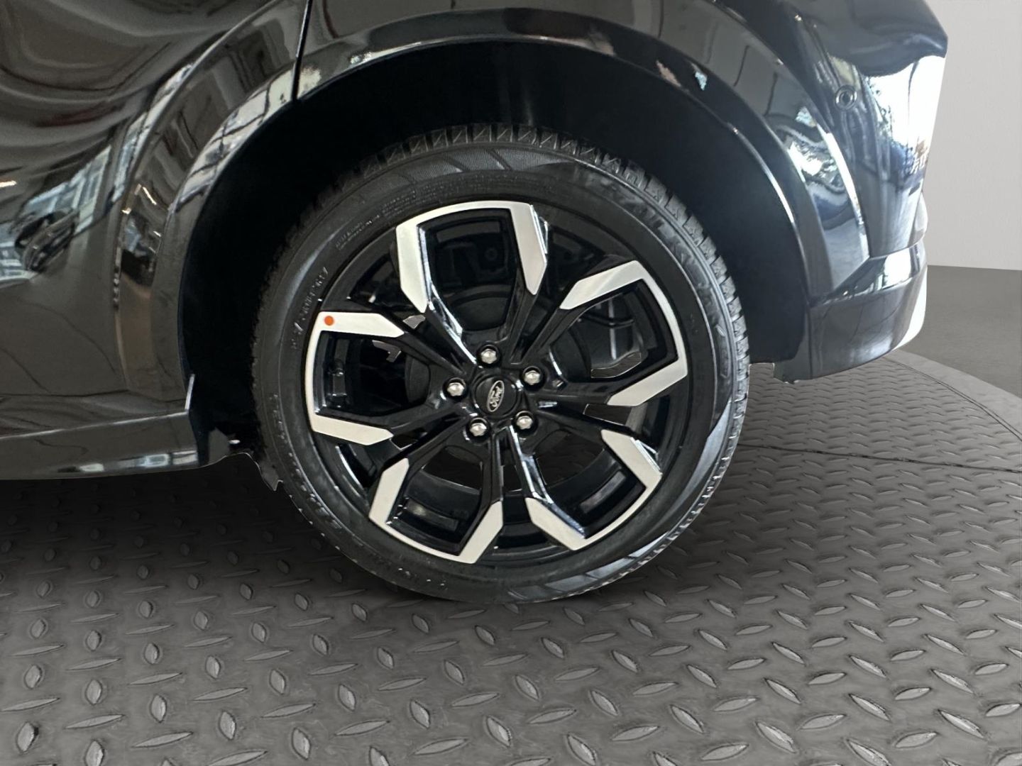 Fahrzeugabbildung Ford Puma ST-Line X Navi B&O LED Klimaautom DAB