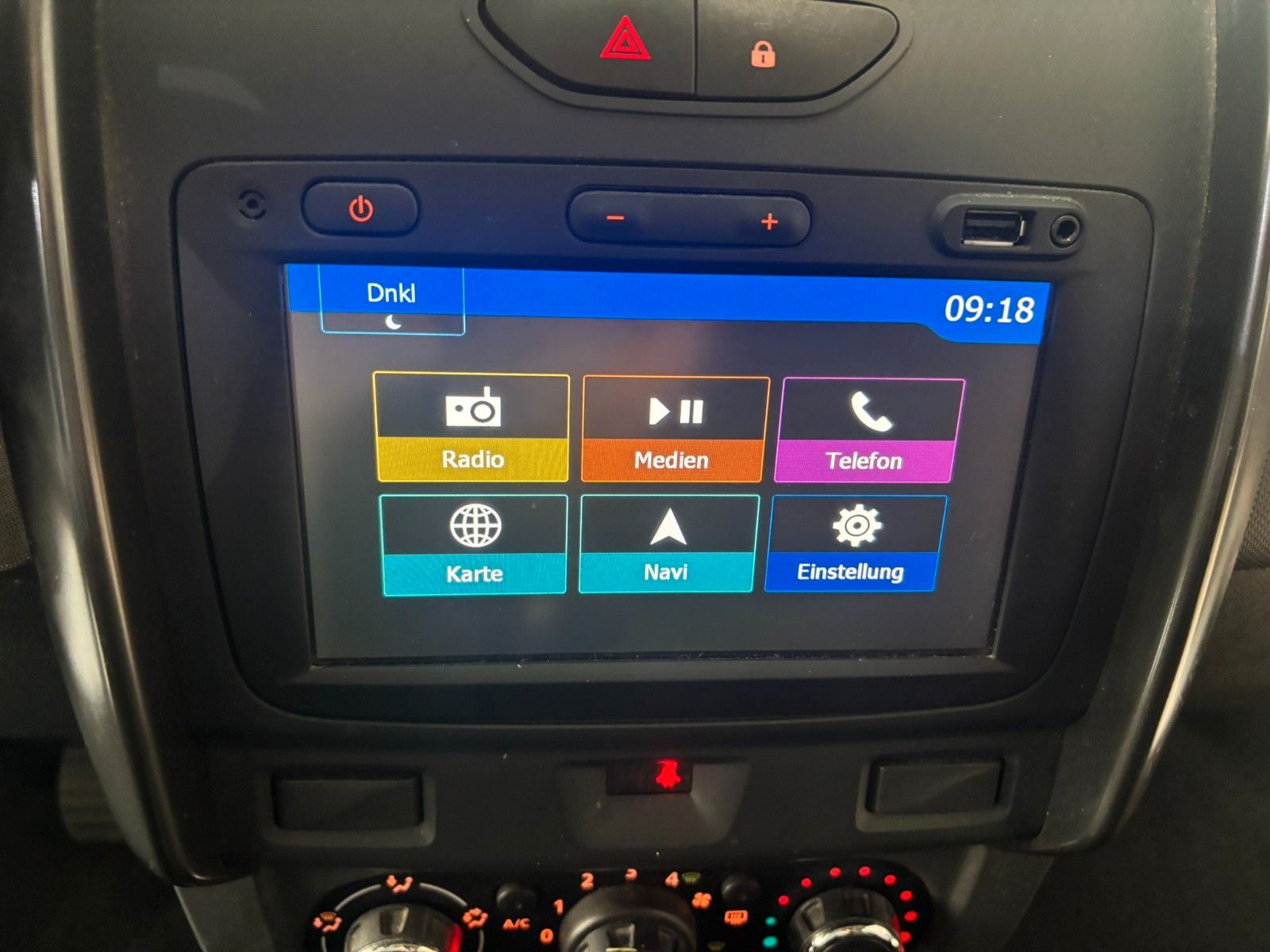 Fahrzeugabbildung Dacia Duster 1.2 92KW 2WD NAVI/ALLWETTER/5-GANG