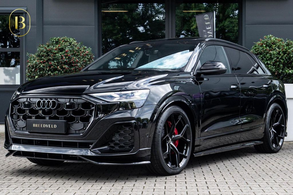 Image of Audi Q8