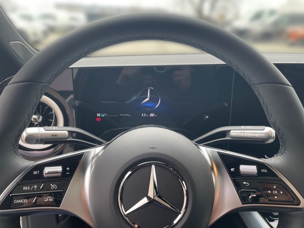 Fahrzeugabbildung Mercedes-Benz CLA 180 +PROGRESSIVE+NIGHT+AHK+MULTIBEAM+KEYLESS