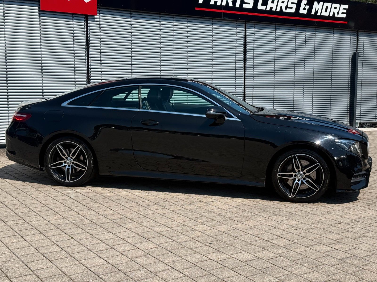 Mercedes-Benz E 350 AMG/Panorama/Kamera/Burmester/Distronic imagem 3