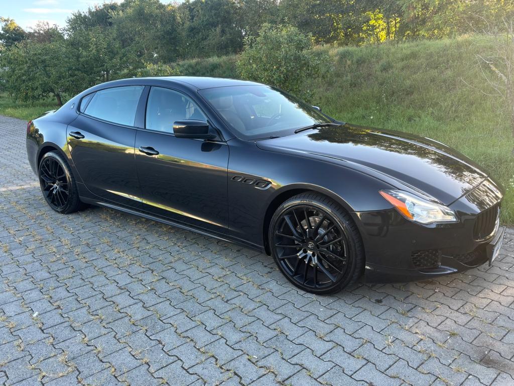 Maserati Quattroporte