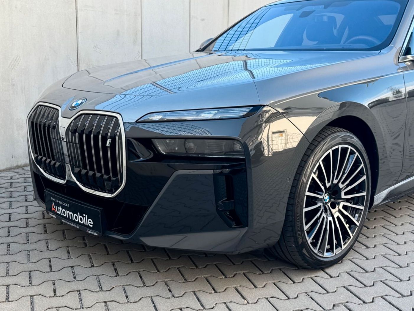 BMW i7 xD 60 M Sport/Individ/TwoTone/Theatre/NP207t€ imagem 3