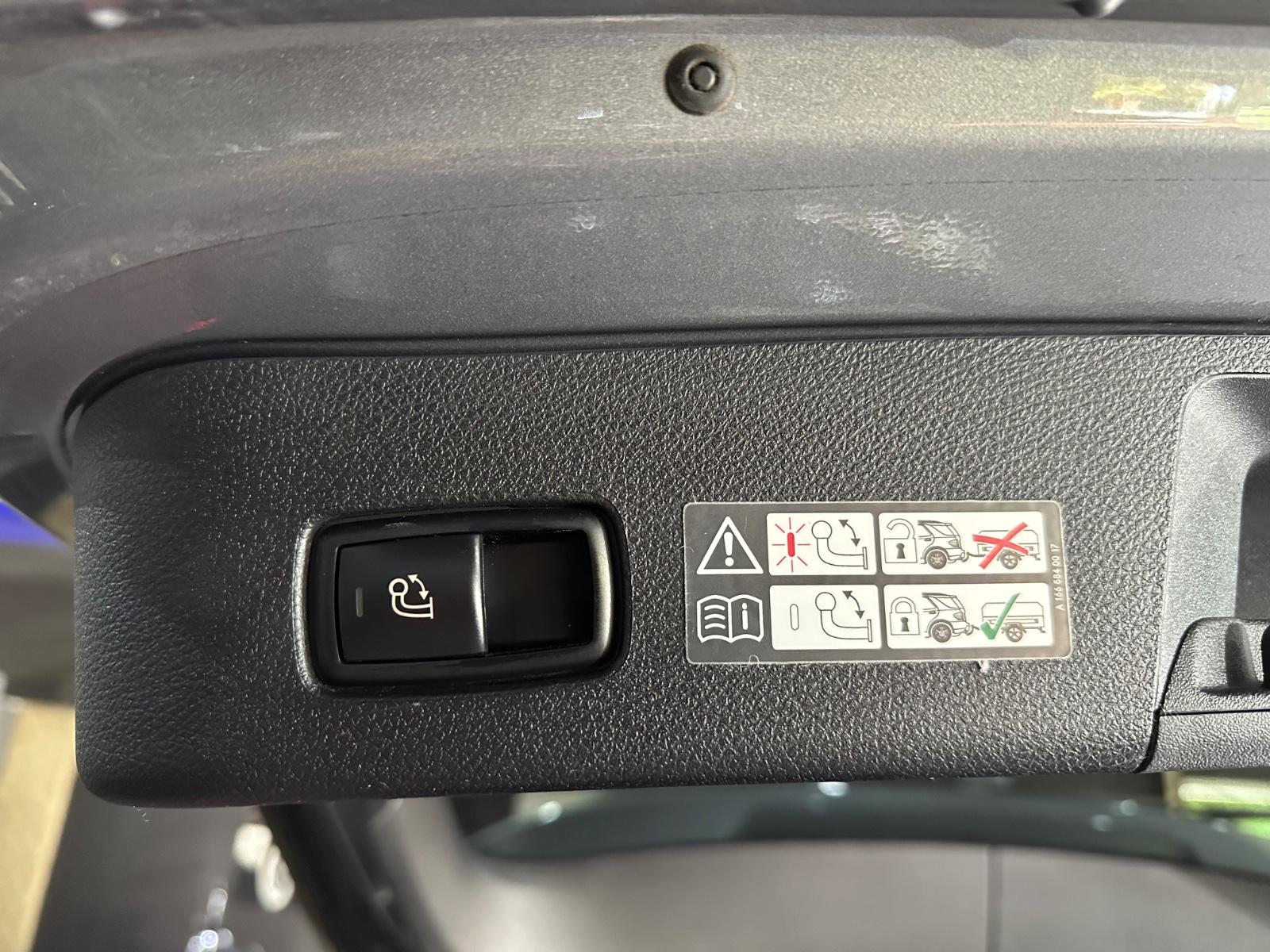 Mercedes-Benz ML 350 BlueTec 4Matic AMG Paket / Panorama/ EUR6