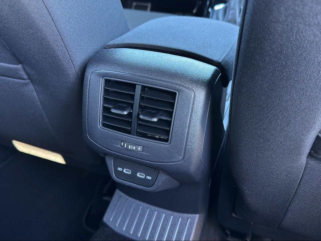 T-ROC 1.5 TSI DSG SPORT AZV+NAVI+ACC+LED