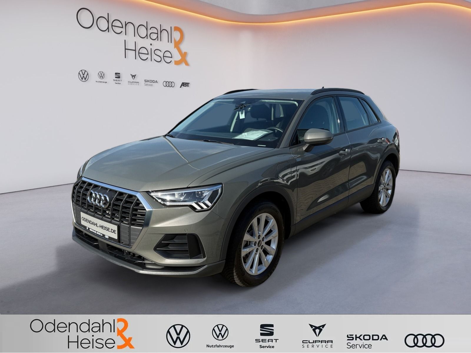 Audi Q3 45 TFSI e S tronic NAVI / KAMERA / SITZHEIZUN