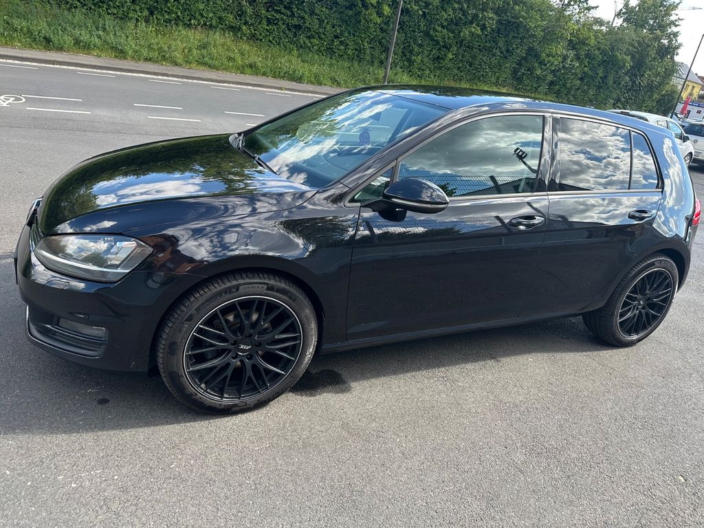 Image of Volkswagen Golf
