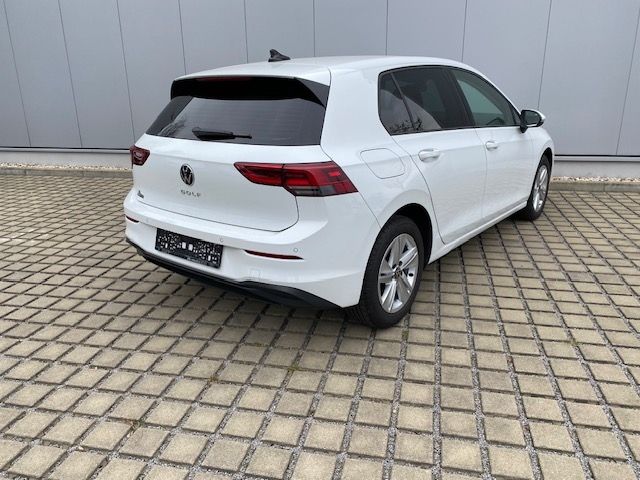 Golf VIII 1.5 TSI Life LED/NAVI+VZE/BUSINESS-PRE