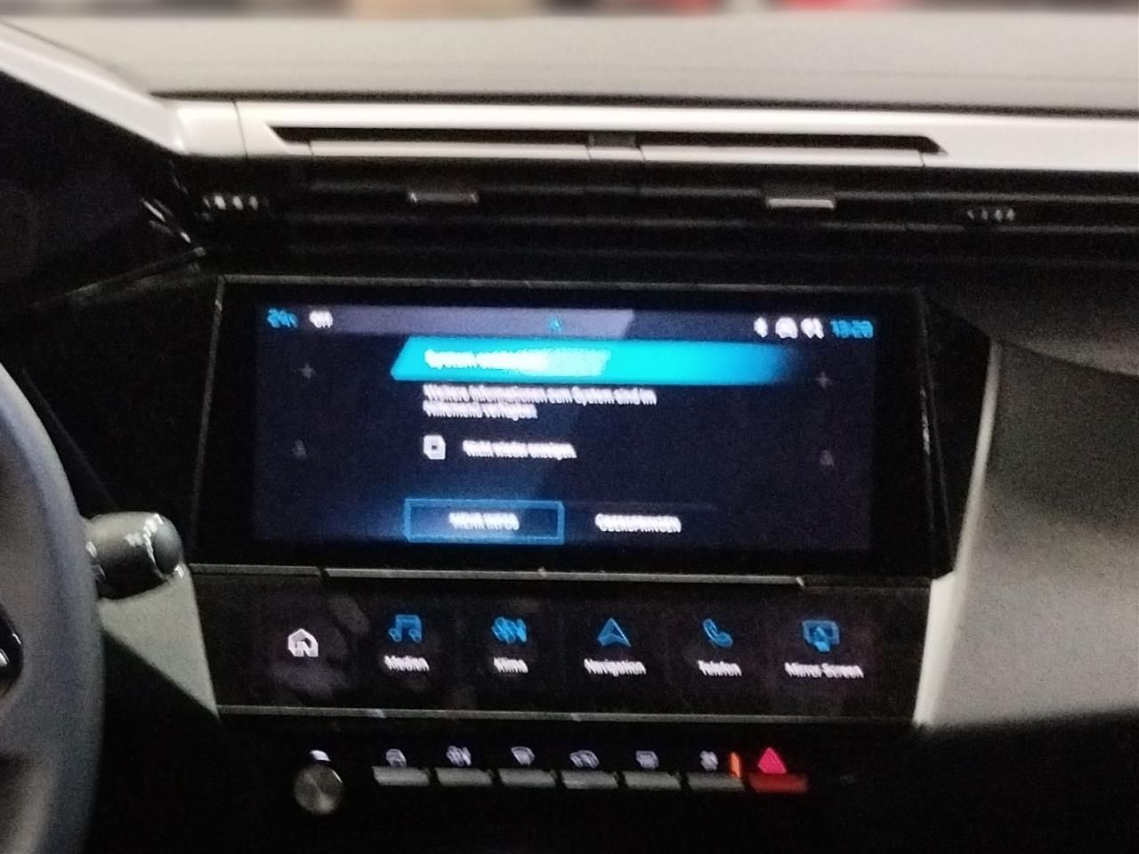 Fahrzeugabbildung Peugeot 308 SW Allure Blue HDI 130 eAT