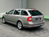 Skoda Octavia Combi Family 1.8 TSI | NUR HÄNDLER! - Skoda Octavia aus 2011: Kombi