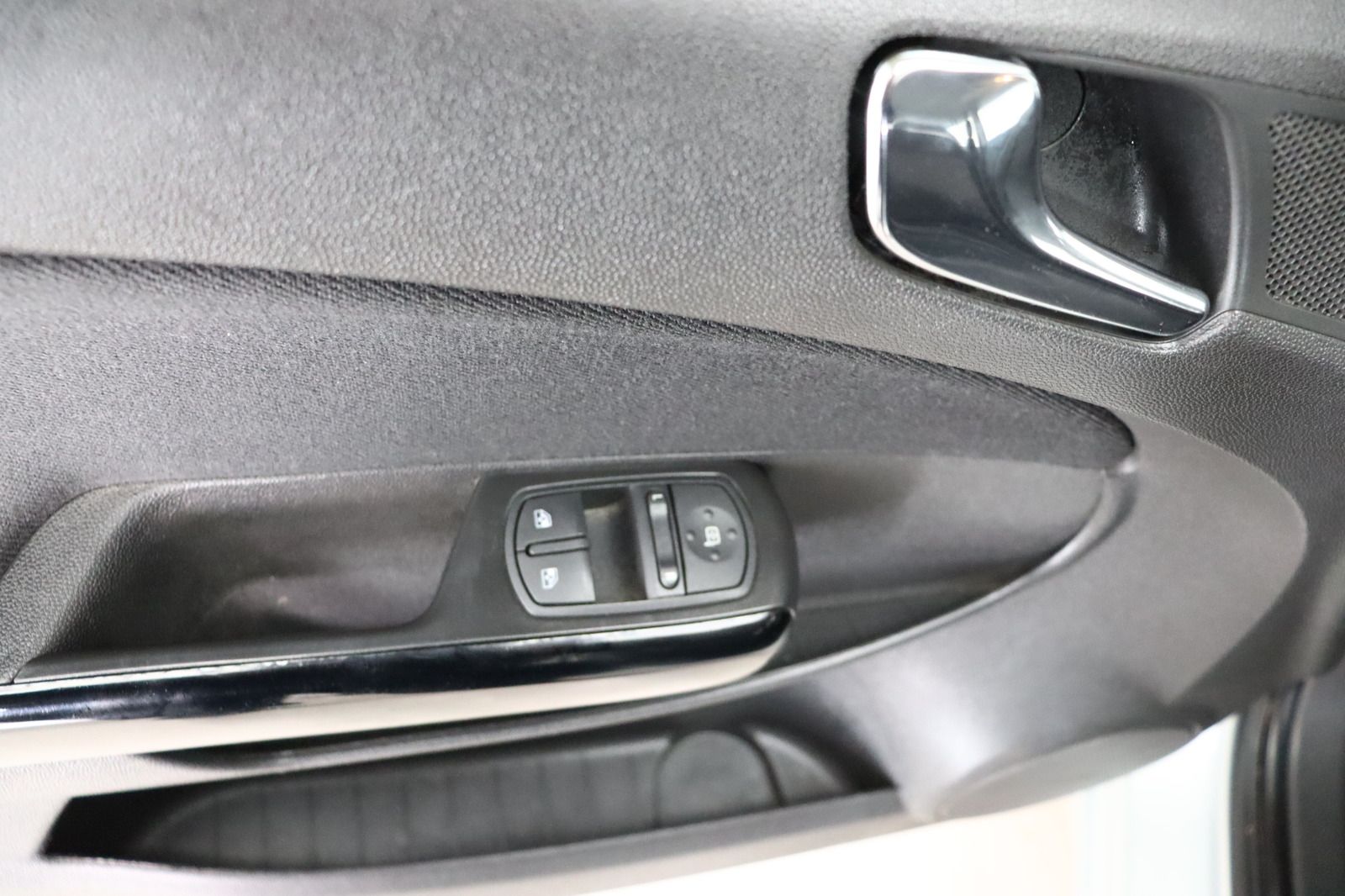 Fahrzeugabbildung Opel Corsa 1.2 Twinport * Klima * HU/AU bis 12.2026