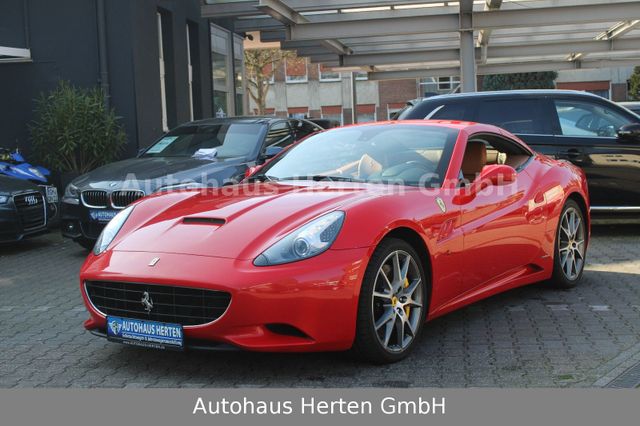 Ferrari California 4.3 V8 4-Sitzer*NAVI*XENON*LM20"*TOP*